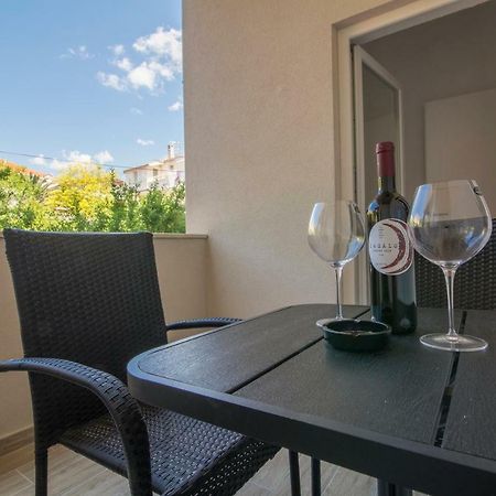 Apartments Smokva Makarska Eksteriør bilde
