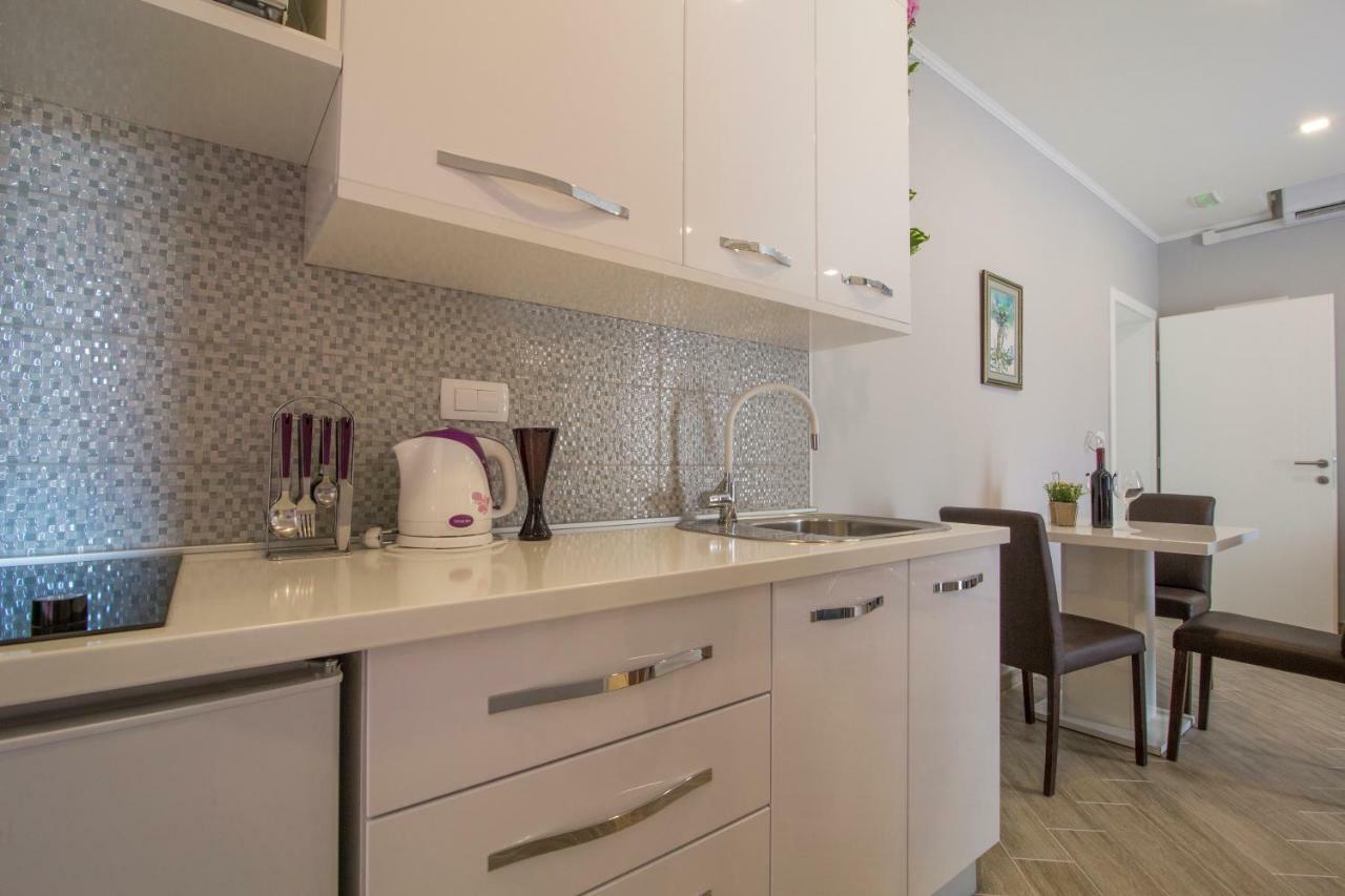 Apartments Smokva Makarska Eksteriør bilde