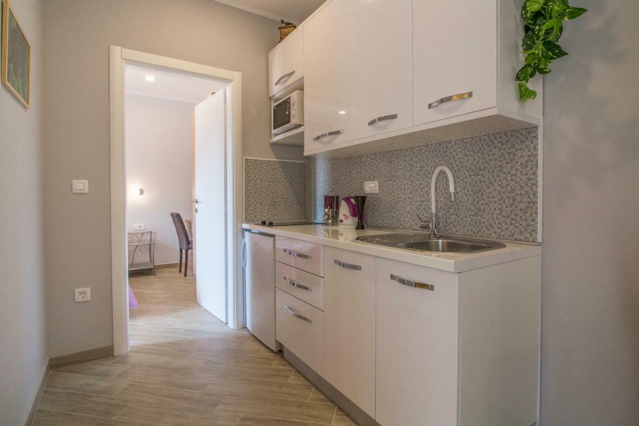 Apartments Smokva Makarska Eksteriør bilde