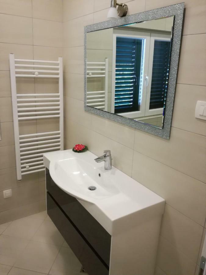 Apartments Smokva Makarska Eksteriør bilde