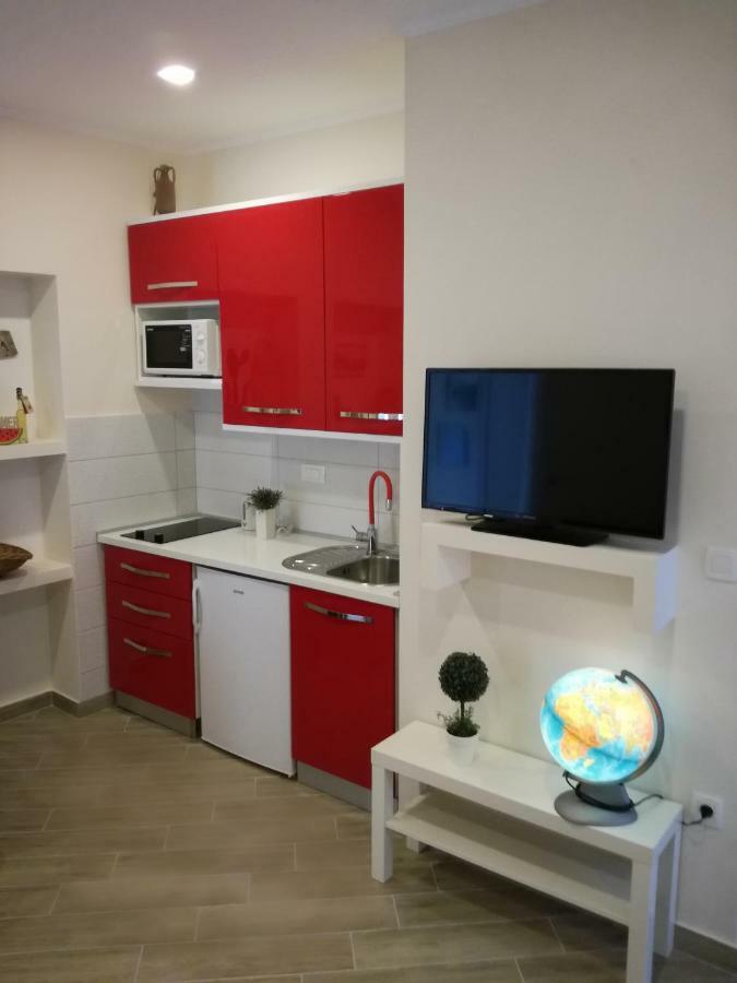 Apartments Smokva Makarska Eksteriør bilde