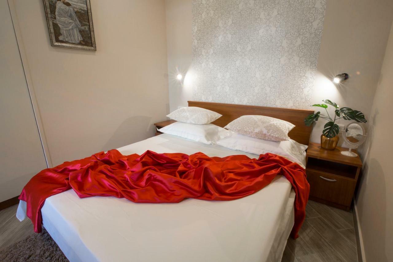 Apartments Smokva Makarska Eksteriør bilde