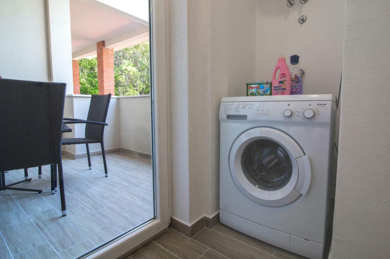 Apartments Smokva Makarska Eksteriør bilde
