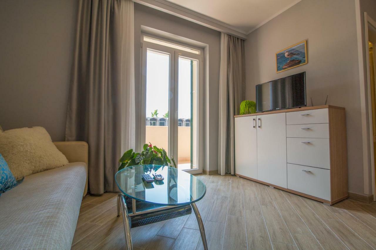 Apartments Smokva Makarska Eksteriør bilde